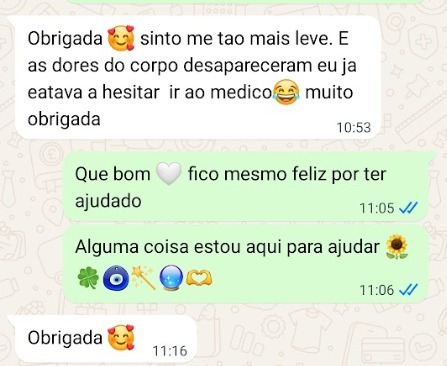 Mensagem de uma cliente a agradecer, dizendo que se sente mais leve e que as dores do corpo desapareceram
